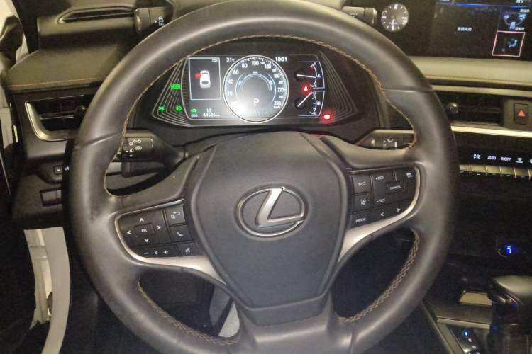 Used Lexus UX 2020 260h Explore & Adventure Edition Steering Wheel