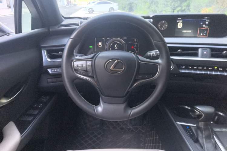 Used Lexus UX 2020 260h Explore-Cool Edition Steering Wheel