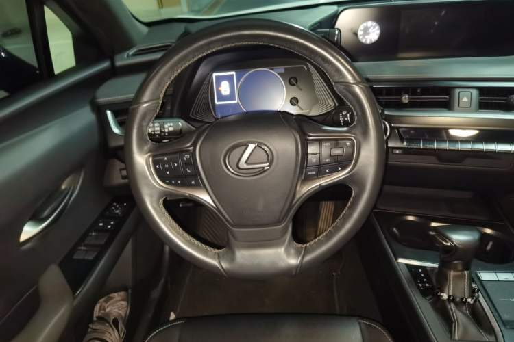 Used Lexus UX 2020 260h Explore & Adventure Edition Steering Wheel