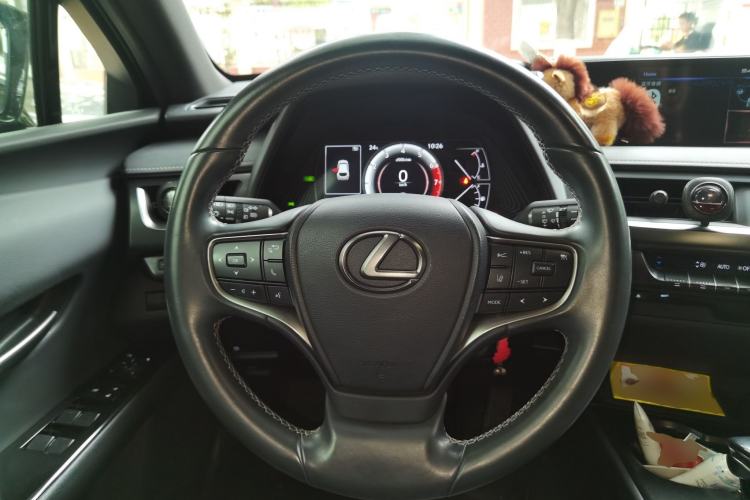 Used Lexus UX 2020 260h Explore & Adventure Edition Steering Wheel