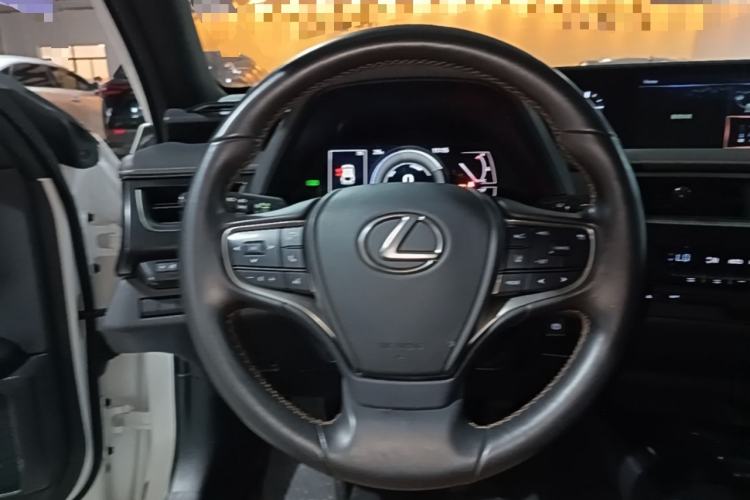 Used Lexus UX 2020 260h Explore & Adventure Edition Steering Wheel