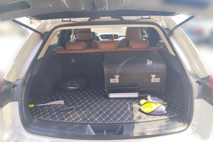 Used Lexus UX 2020 260h Explore-Cool Edition Trunk