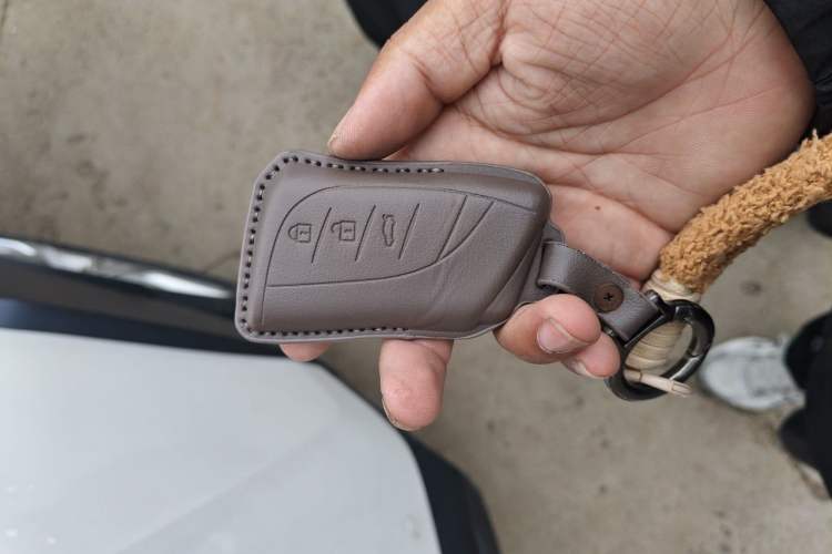 Used Lexus UX 2020 260h Explore & Adventure Edition Vehicle Key