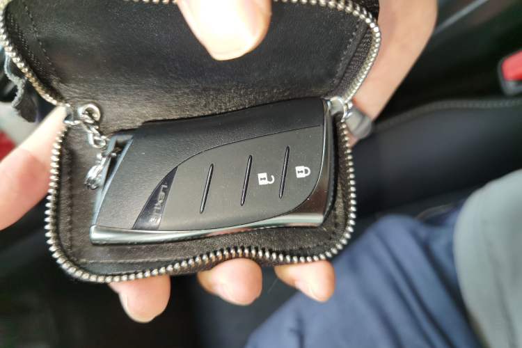 Used Lexus UX 2020 260h Explore & Adventure Edition Vehicle Key