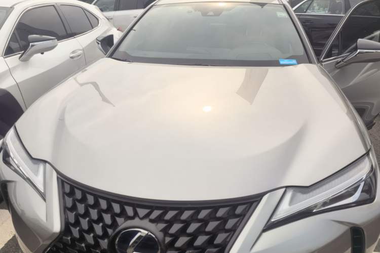 Used Lexus UX 2022 260h Explore-Edition Engine Bay