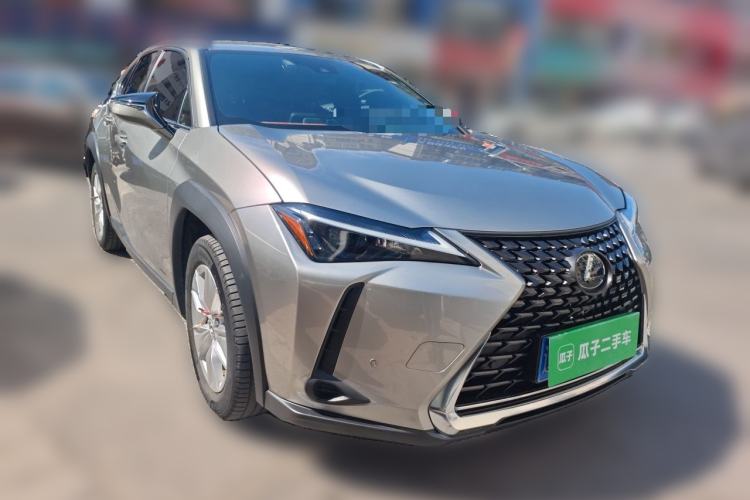 Used Lexus UX 2022 260h Explore-Edition Front Right 45 Deg