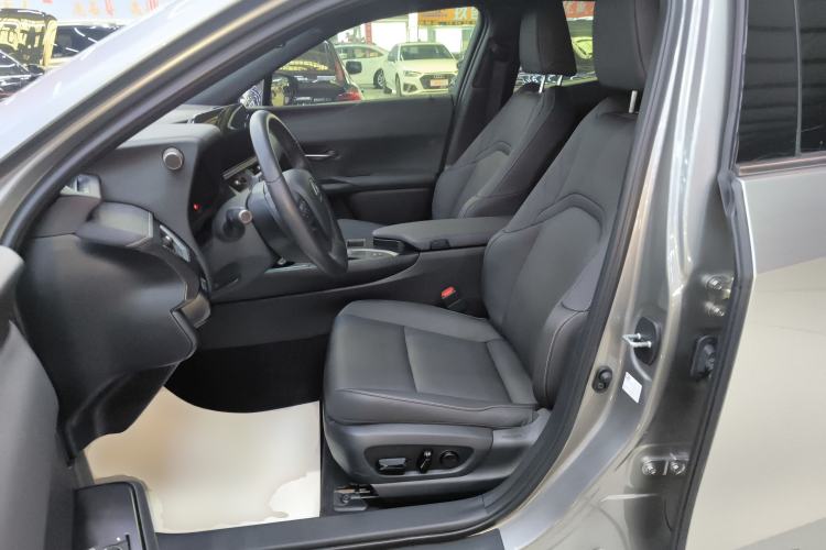 Used Lexus UX 2022 260h Explore-Cool Edition Left Front Seat