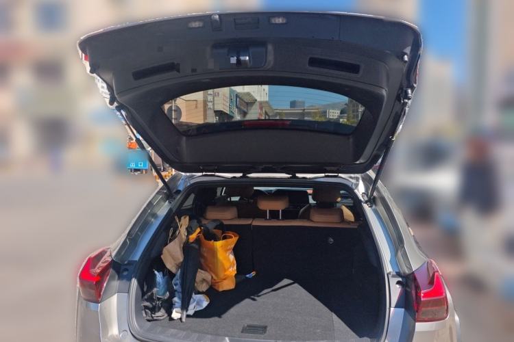Used Lexus UX 2022 260h Explore-Edition Trunk