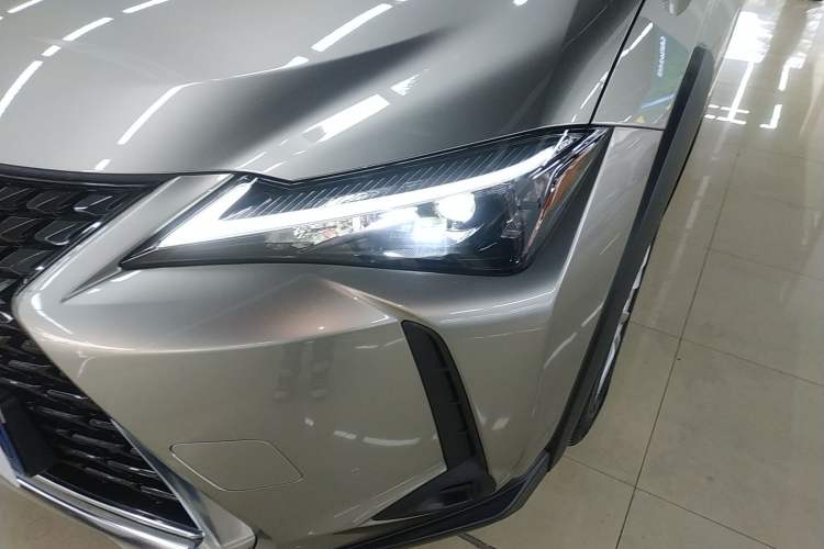 Used Lexus UX 2022 260h Explore Edition Left Front Headlight
