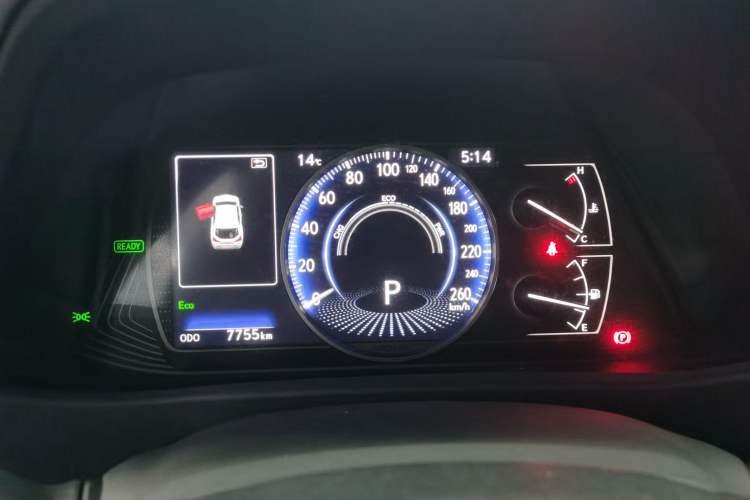 Used Lexus UX 2022 260h Explore-Cool Edition Odometer Close Up