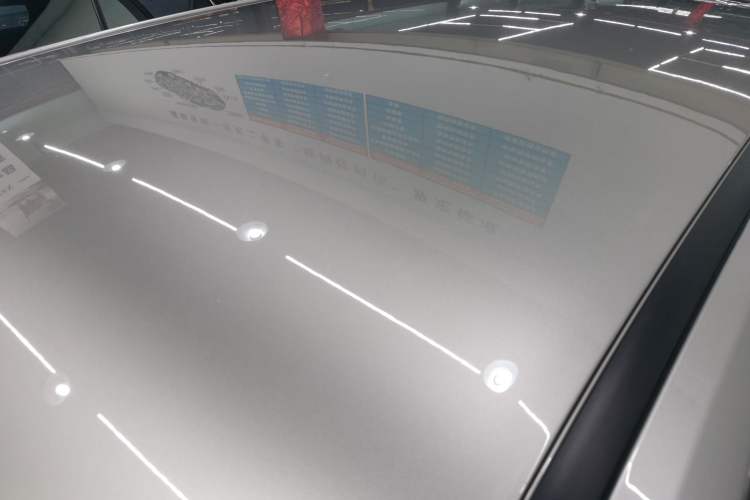 Used Lexus UX 2022 260h Explore-Cool Edition Roof