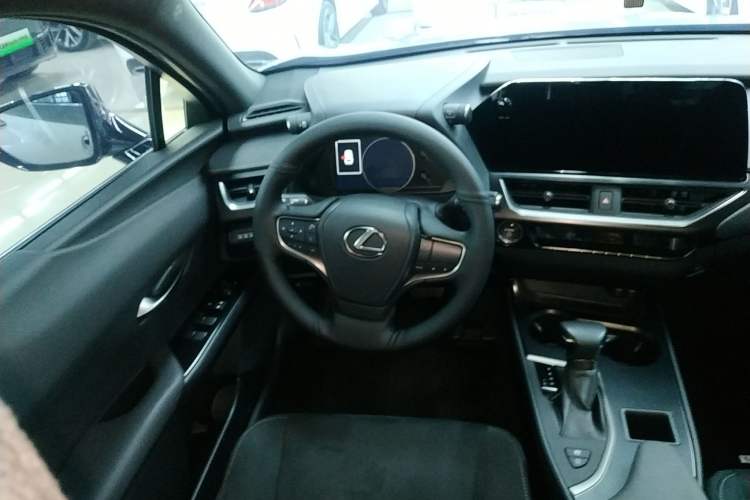 Used Lexus UX 2022 260h Explore Edition Steering Wheel