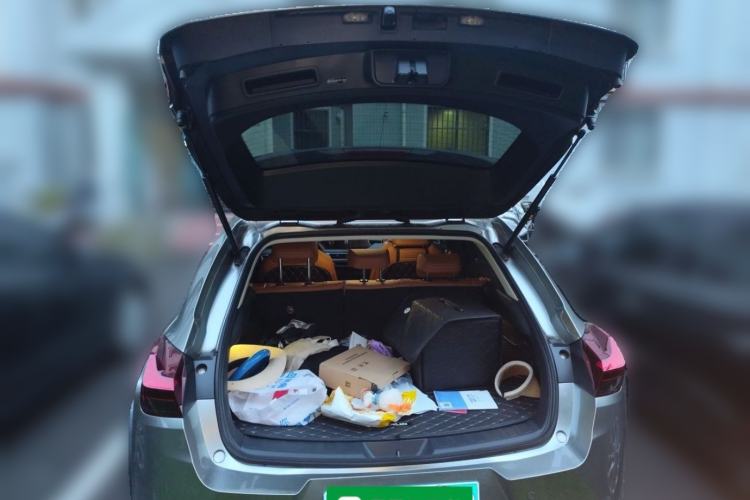 Used Lexus UX 2022 260h Explore-Edition Trunk