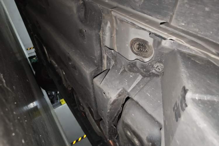 Used Lexus UX 2022 260h Explore Edition Chassis Rear Left