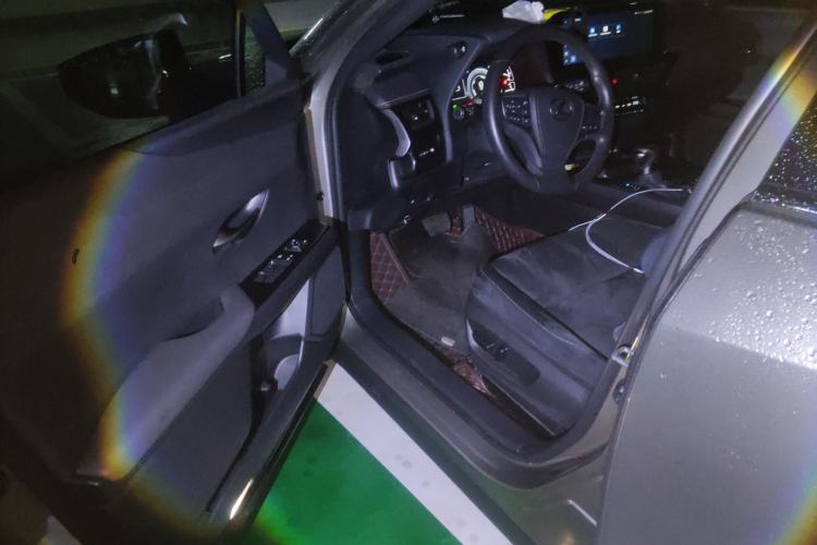 Used Lexus UX 2022 260h Explore Edition Driver Seat