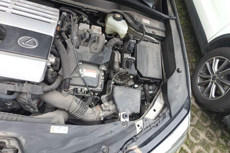 Used Lexus UX 2022 260h Explore-Cool Edition Engine Bay Left
