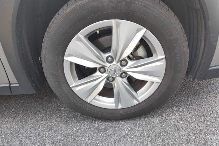 Used Lexus UX 2022 260h Explore-Edition Right Front Wheel Hub