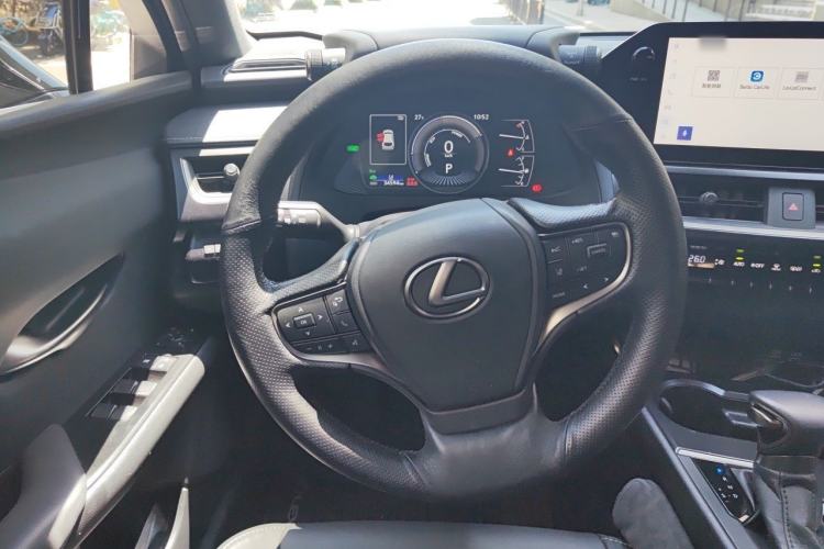 Used Lexus UX 2022 260h Explore-Edition Steering Wheel