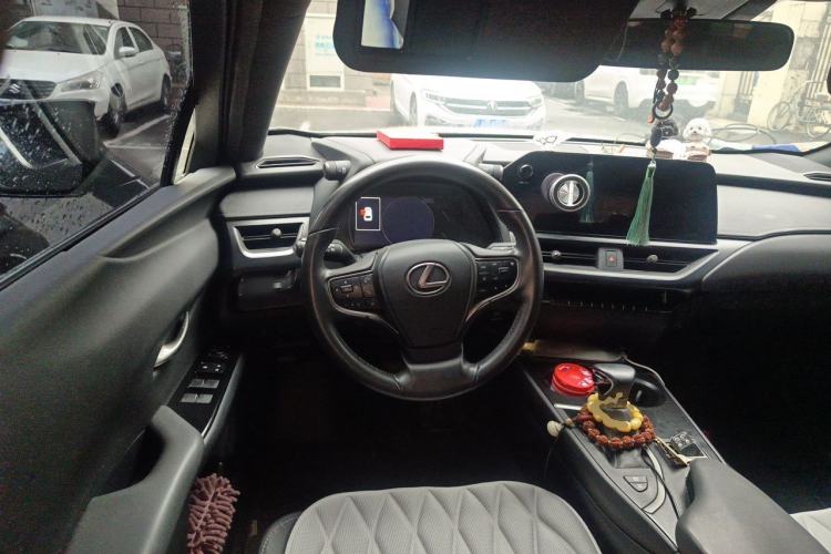 Used Lexus UX 2022 260h Explore-Edition Steering Wheel