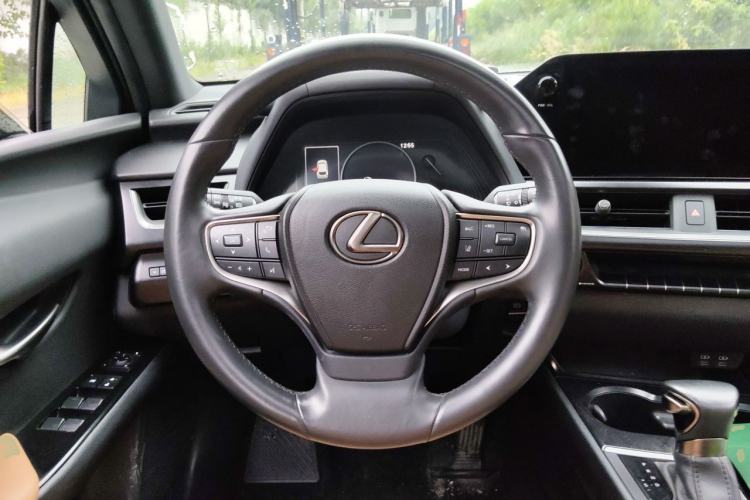 Used Lexus UX 2022 260h Explore-Edition Steering Wheel