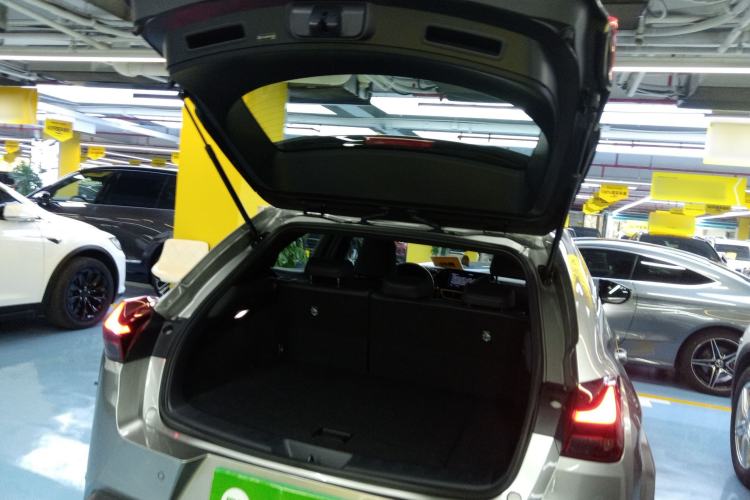 Used Lexus UX 2022 260h Explore-Edition Trunk