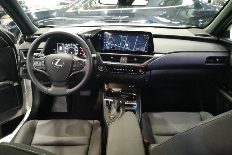 Used Lexus UX 2022 260h Explore-Edition Center Console