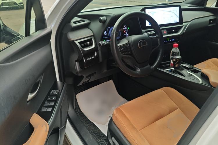 Used Lexus UX 2022 260h Explore Edition Driver Seat