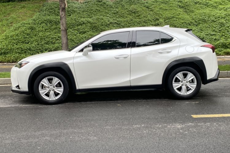 Used Lexus UX 2022 260h Explore-Edition Exterior 5