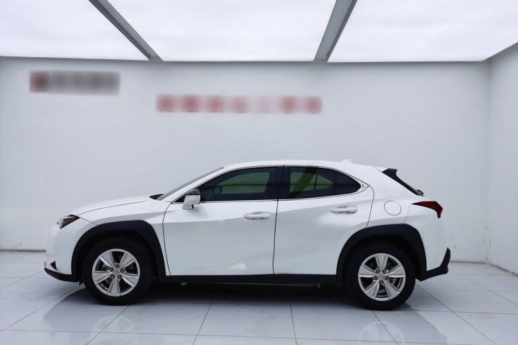 Used Lexus UX 2022 260h Explore Edition Exterior 9