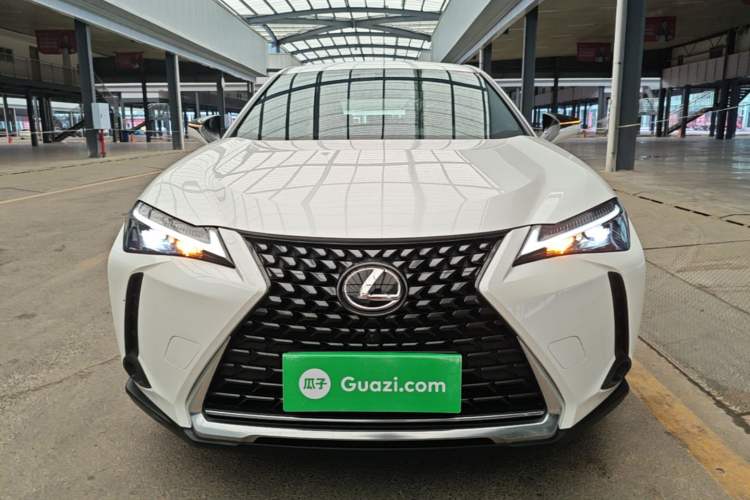 Used Lexus UX 2022 260h Explore Edition Front