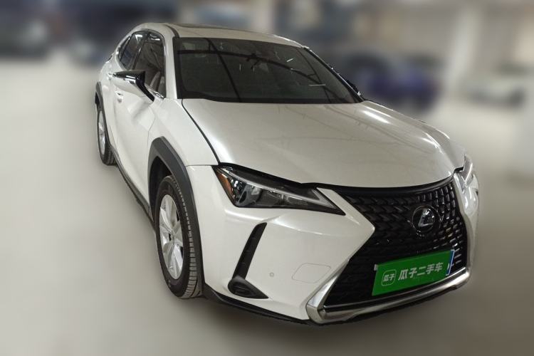 Used Lexus UX 2022 260h Explore-Edition Front Right 45 Deg