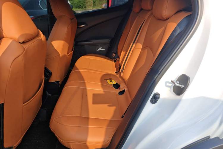 Used Lexus UX 2022 260h Explore-Cool Edition Interior 1