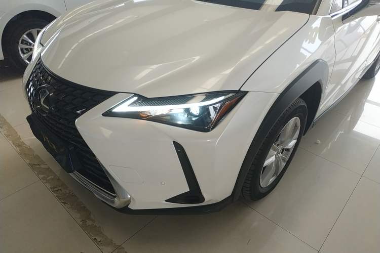 Used Lexus UX 2022 260h Explore-Cool Edition Left Front Headlight