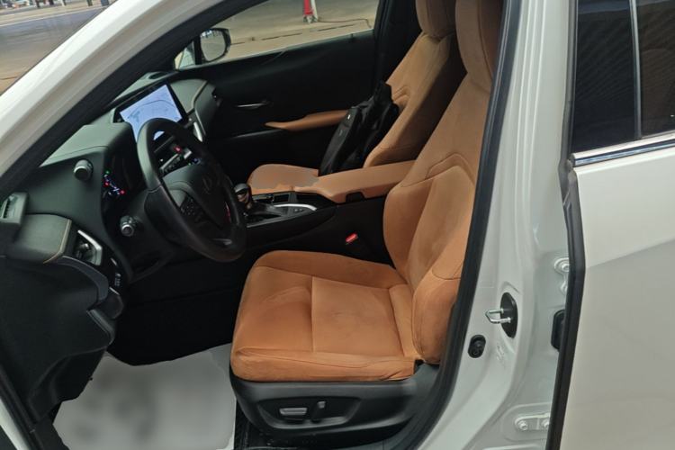 Used Lexus UX 2022 260h Explore Edition Left Front Seat