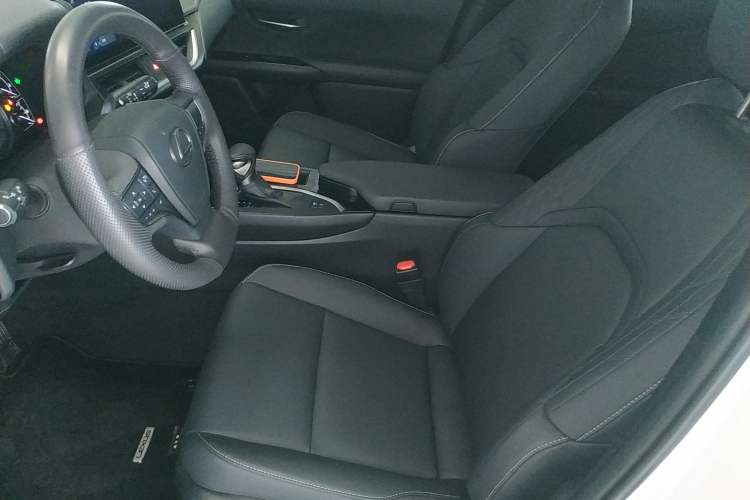 Used Lexus UX 2022 260h Explore-Cool Edition Left Front Seat
