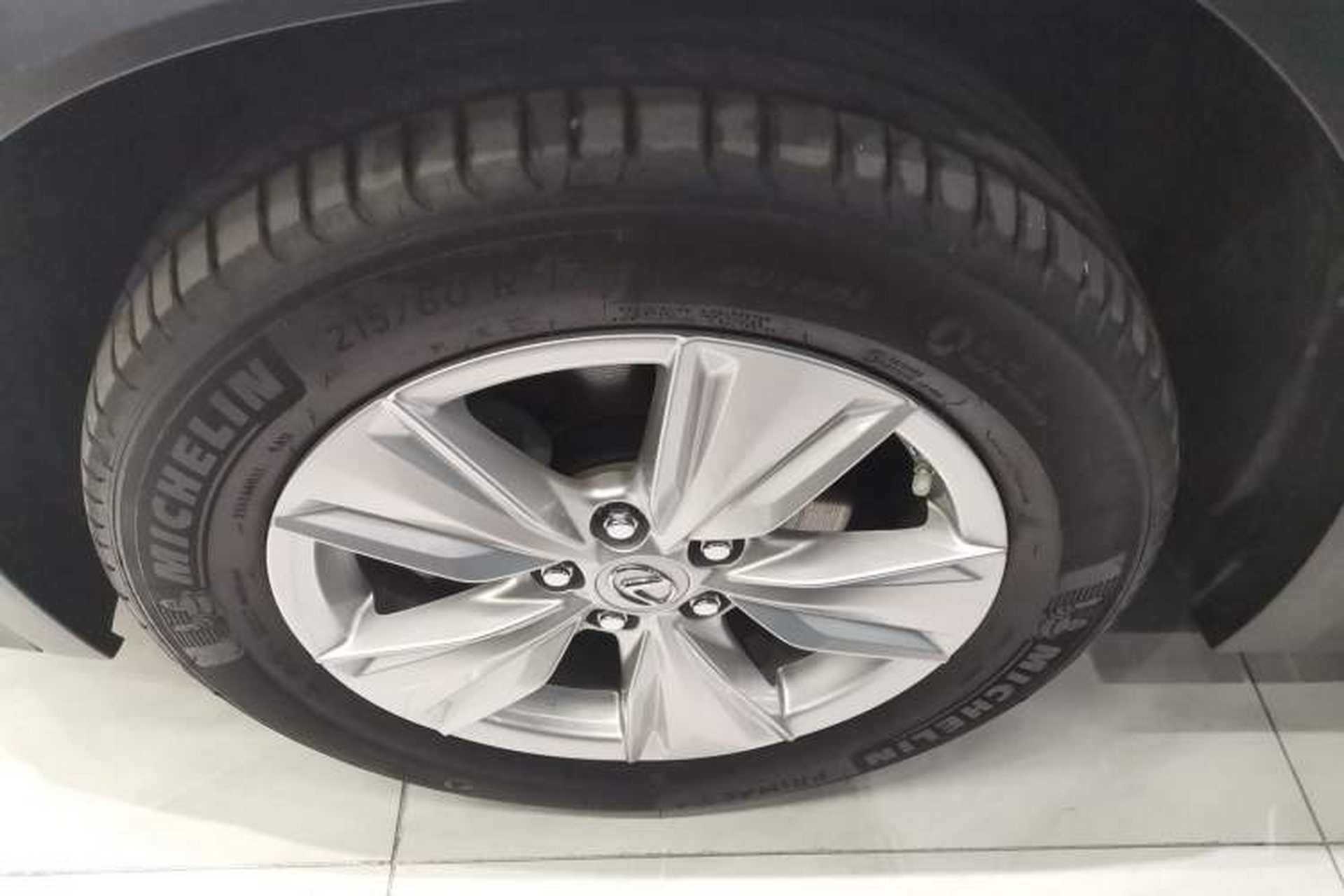 Used Lexus UX 2022 260h Explore-Edition Left Front Wheel Hub