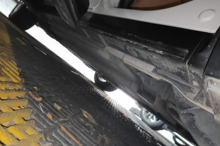 Used Lexus UX 2022 260h Explore-Cool Edition Left Side Sill