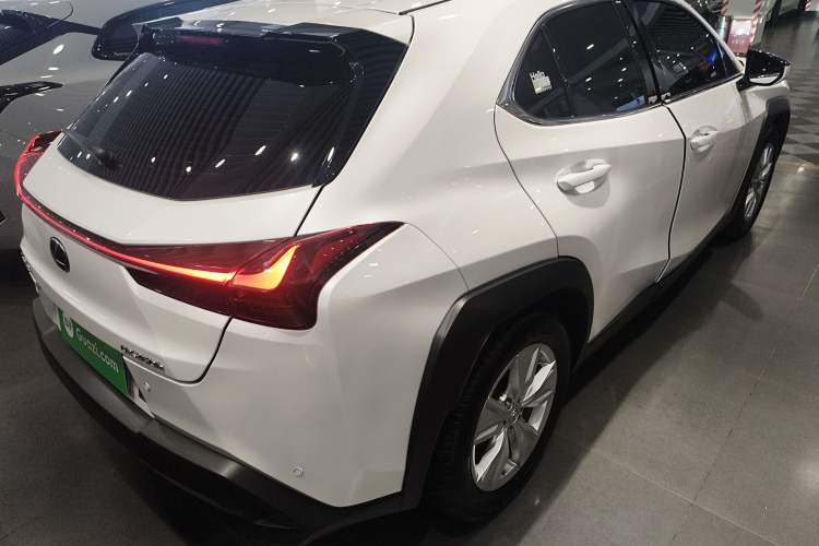 Used Lexus UX 2022 260h Explore-Edition Rear Right 45 Deg