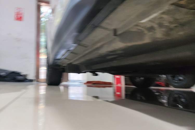 Used Lexus UX 2024 300h Adventure Edition Chassis Front Right