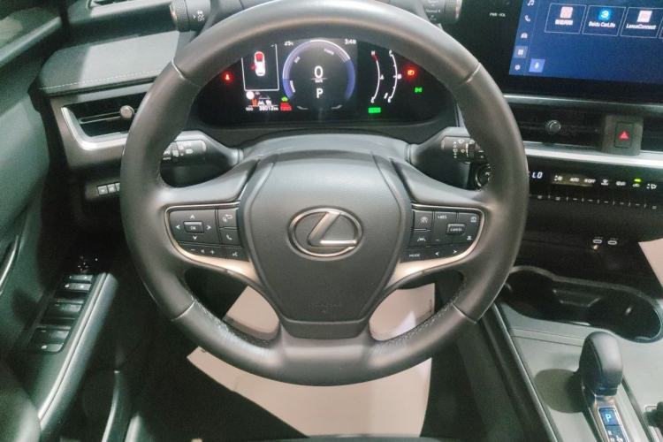 Used Lexus UX 2024 300h Adventure Edition Steering Wheel