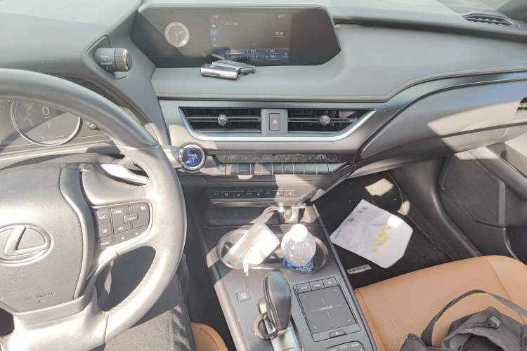 Used Lexus UX New Energy 2020 300e Pure·Joy Edition Audio And AC Panel