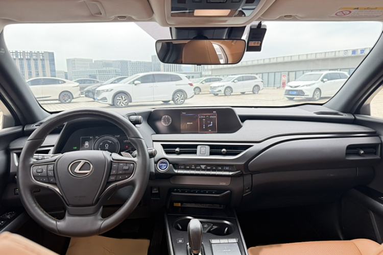 Used Lexus UX New Energy 2020 300e Pure·Enjoy Edition Interior 1