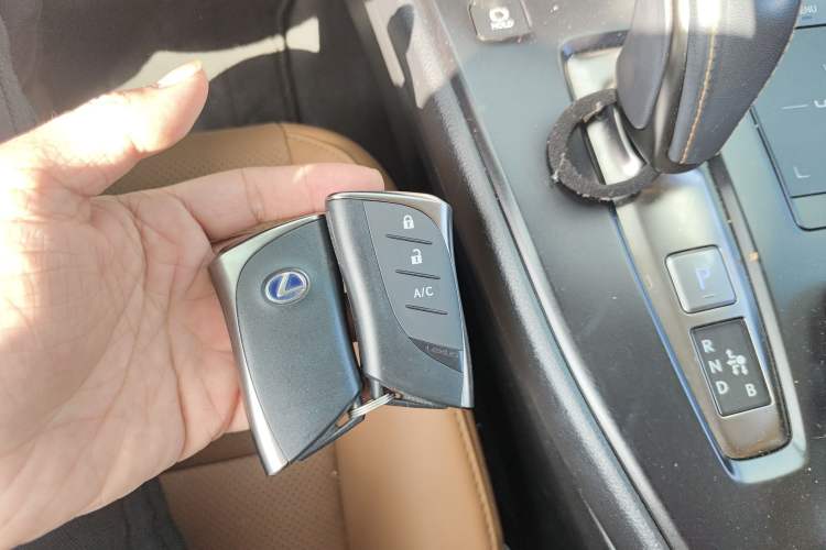 Used Lexus UX New Energy 2020 300e Pure·Joy Edition Vehicle Key