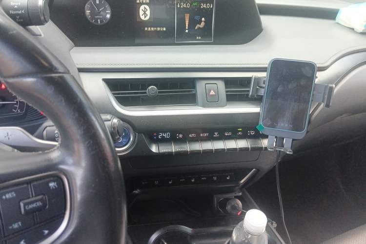 Used Lexus UX New Energy 2020 300e Pure·Joy Edition Audio And AC Panel