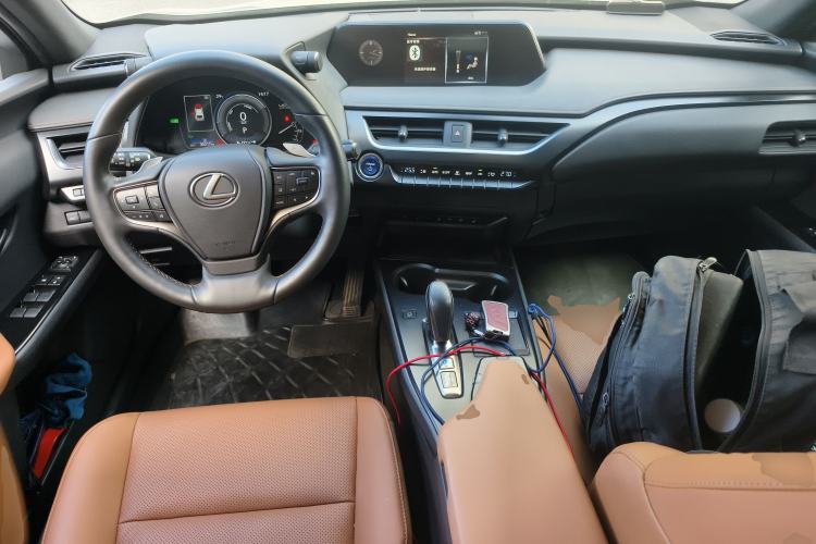 Used Lexus UX New Energy 2020 300e Pure·Joy Edition Center Console
