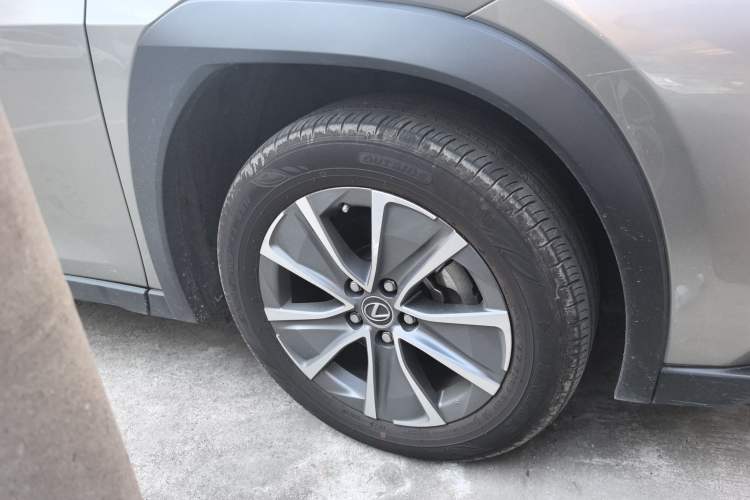 Used Lexus UX New Energy 2020 300e Pure·Joy Edition Right Front Wheel Hub