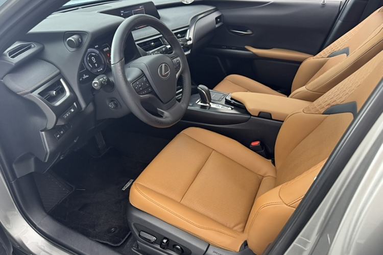 Used Lexus UX New Energy 2020 300e Pure·Enjoy Edition Interior 4