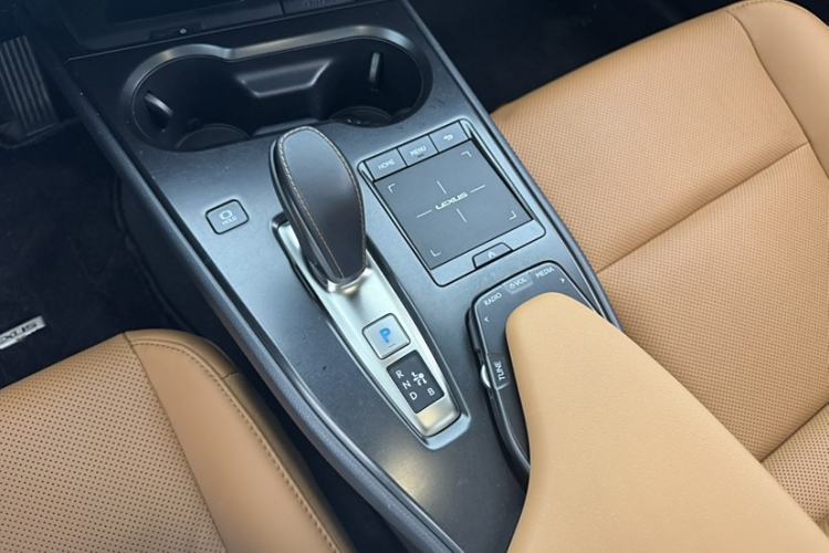 Used Lexus UX New Energy 2020 300e Pure·Enjoy Edition Interior 7