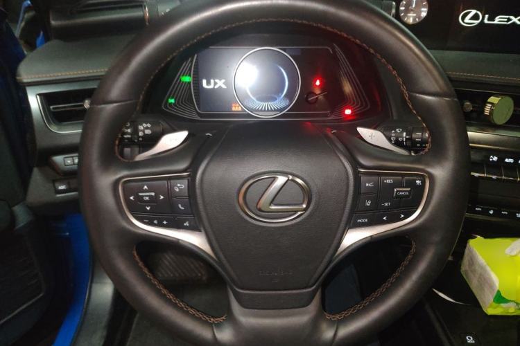 Used Lexus UX New Energy 2020 300e Pure·Joy Edition Steering Wheel