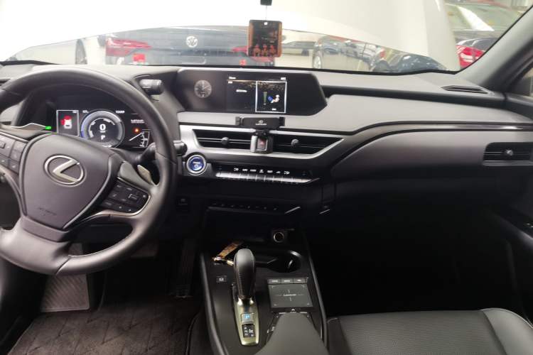 Used Lexus UX New Energy 2020 300e Pure·Joy Edition Audio And AC Panel